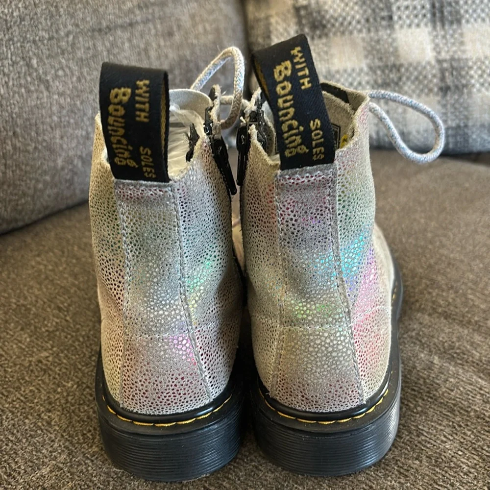 Dr. Martens Girl's 1460 Glitter J Pascal Rainbow Pastel Boots‎ Size 2